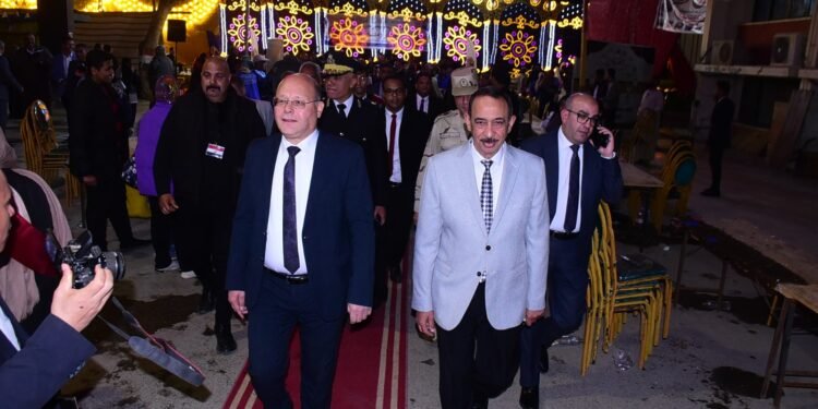 محافظ سوهاج يشارك في أكبر مائدة إفطار جماعي تنظمها جامعة سوهاج لمنسوبيها بحضور القيادات التنفيذية في أجواء رمضانية مميز