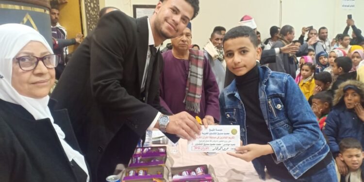 للعام الخامس على التوالي مؤسسة الشيخ محمود صديق المنشاوي الخيرية تكرم حفظه القران الكريم