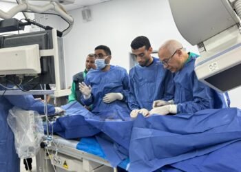 قسطرة قلبية عاجلة تنقذ مريضًا فلسطينيًا بمستشفيات سوهاج الجامعية