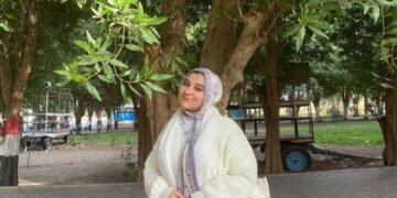 طالبتين بقسم اللغة الألمانية بكلية الالسن بجامعة سوهاج يحصلان علي منحة للدراسة الصيفية في ألمانيا من الهيئة الألمانية للتبادل العلمي DAAD.