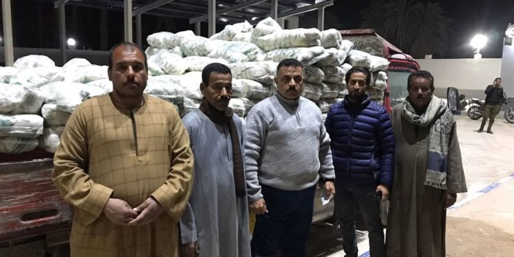 ضبط 6 أطنان سكر تمويني محظور تداوله في حملة مكثفة بمركز جهينة بسوهاج