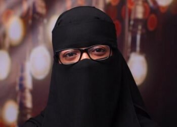 انفال بندر الخثران.. رائدة في صناعة المحتوى الرقمي