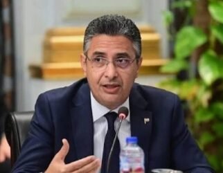 وزير التموين: لا مساس بسعر رغيف الخبز البلدي المدعم وسيظل بـ20 قرشًا رغم تحريك أسعار الوقود