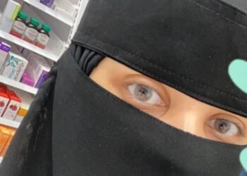 هياء دكتوره صيدلانية.. مزيج من التثقيف الجمالي واللحظات الحياتية