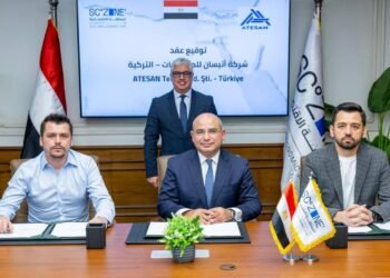 باستثمارات 6.5 ملايين دولار.. رئيس اقتصادية قناة السويس يشهد توقيع عقد مشروع “Atesan Tekstil” التركية للمنسوجات بالقنطرة غرب