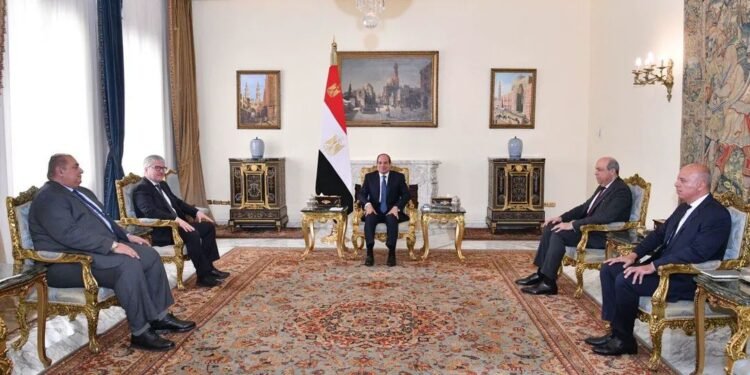 السيسي يستقبل سكرتير عام «الإيكاو» ويؤكد: مصر تنفذ خطة متكاملة لتحديث منظومة الطيران المدني