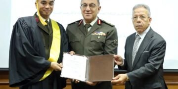 الأكاديمية الطبية العسكرية تنظم مراسم تسليم الشهادات العلمية وتكريم المتميزين من الأطباء العسكريين والمدنيين
