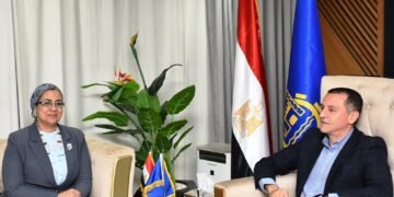 محافظ أسوان: يؤكد على الشراكة الإستراتيجية بين المحافظة والمجلس  القومى للمرأة لتمكين وتعزيز دورها فى مختلف مجالات التنمية