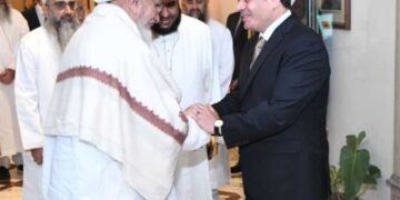 السيسي يستقبل سلطان البهرة ويشيد بدور الطائفة في ترميم مساجد آل البيت والمشروعات الخيرية