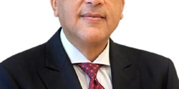 رئيس الوزراء يهنئ فخامة رئيس الجمهورية بذكرى عيد تحرير سيناء