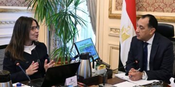 رئيس الوزراء يستعرض مع وزيرة الثقافة الأهداف الاستراتيجية للوزارة ونشاطها في الفترة من فبراير وحتى أبريل 2026