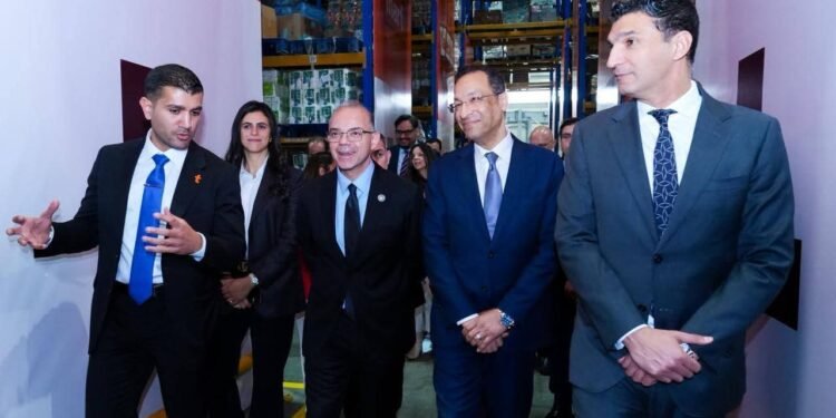 وزير الاستثمار والتجارة الخارجية يشارك في افتتاح أكبر مركز توزيع للتجارة السريعة لشركة “طلبات مصر” بمنطقة الشرق الأوسط وشمال أفريقيا