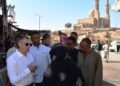محافظ أسوان يواصل الجولات المفاجئة.. ضبط مخالفات تموينية وتشديدات حاسمة لإعادة الإنضباط للشارع الأسوانى