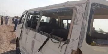 إصابة 5 أشخاص إثر انقلاب ميكروباص فى العياط