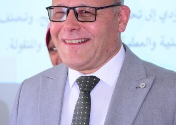 رئيس جامعة سوهاج يتفقد تدريبات مركز ضمان الجودة لتأهيل شباب الأكاديميين