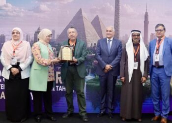 د. عصام العدوي يشارك في افتتاح المؤتمر السنوي للجمعية المصرية للغدة الدرقية “