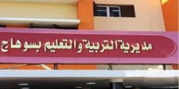 أقوال أبو السعود محامى طفلة مدرسة الرشاد بمدينة سوهاج التى اغتصب براءتها عامل المدرسة للمواقع الإعلامية حديث منصات التواصل الاجتماعي