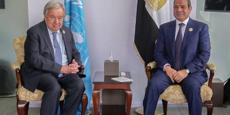 لقاء السيسي وجوتيريش: تأكيد على دعم جهود التهدئة وتخفيف المعاناة الإنسانية بالمنطقة