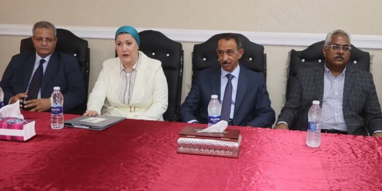 رئيسة القومي للطفولة والأمومة ومحافظ سوهاج يفتتحان فرع المجلس بالمحافظة ويدشنان عددًا من المبادرات لتعزيز صحة وحماية الأطفال