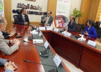 رئيس الهيئة القومية لسلامة الغذاء يلتقي رئيس جامعة الجلالة لبحث تعزيز التعاون المشترك