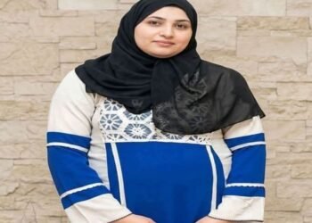 قاتلة الطفلة لارين فوزيلا تخدع بالوجه الجميل والبراءة المصتنعه فهي تخفي خلفهم حية بلا قلب أو مشاعر