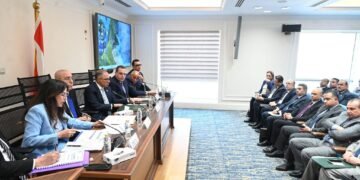 وزيرة الإسكان تستعرض رؤية الوزارة بشأن المقترحات والآليات اللازمة لتنظيم السوق العقاري المصري
