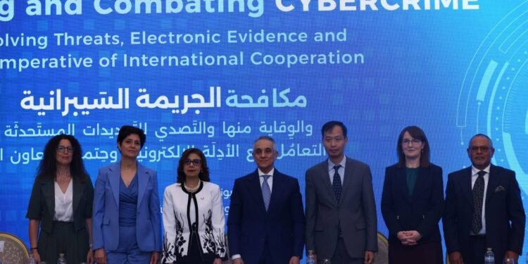 وزير العدل يفتتح مؤتمراً حول مكافحة الجريمة السيبرانية