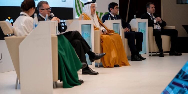 مشاركات مكثفة لوزير التخطيط والتنمية الاقتصادية خلال الاجتماعات السنوية لمجموعة البنك الإسلامي للتنمية بباكو