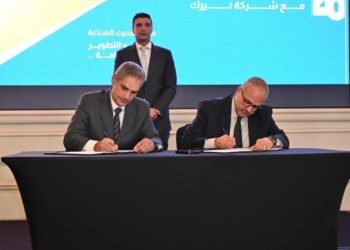 وزيرا الصناعة والاستثمار والتجارة الخارجية يشهدان توقيع 4 بروتوكولات تعاون لتعزيز دعم المُصدرين وتطوير الموردين المحليين