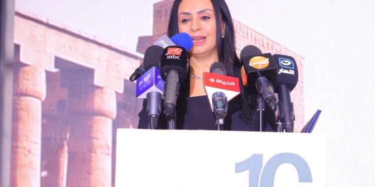وزيرة التضامن الاجتماعي تشهد احتفالية مرور 10 سنوات على إنشاء وتشغيل مستشفيات شفاء الأورمان بالأقصر