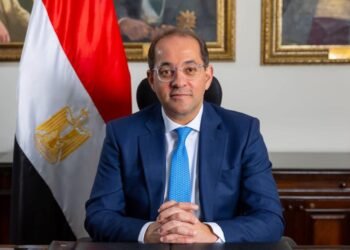 وزير المالية في لقائه مع وفد «لازارد الاستشارية السيادية» على هامش منتدى باريس: اقتصادنا يستعيد ثقة المستثمرين.. بأداء جيد ومتوازن وسط تحديات عالمية وإقليمية
