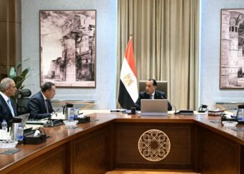 رئيس الوزراء يستعرض مخطط تطوير مستشفيات “قصر العيني”..الارتقاء بمنظومة الرعاية الصحية وتطوير الخدمات الطبية المقدمة للمواطنين