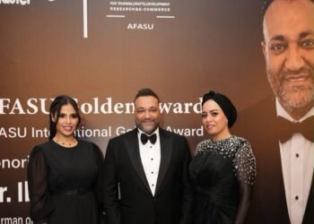 إبراهيم الشايب يحصد الجائزة الذهبية الدولية للقيادة والريادة من الاتحاد الأفريقي الآسيوي AFASU