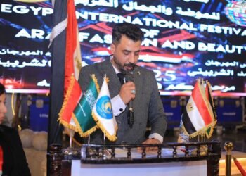 خبير التجميل أحمد الشربيني يدعو لتقنين وتنظيم قطاع “تصفيف الشعر” بدلاً من الهجوم على العاملين فيه