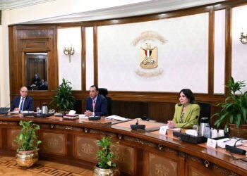 رئيس الوزراء يتابع عدداً من ملفات العمل المشتركة بين وزارتي الري والإسكان