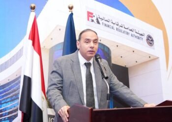 د. إسلام عزام رئيس الرقابة المالية يصدر قرارًا بتشكيل لجنة تنسيقية بين الهيئة والبورصة ومصلحة الضرائب