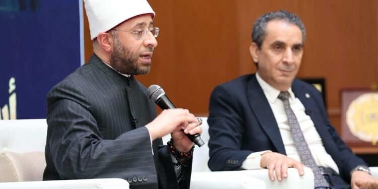 وزير الأوقاف : الفكر الوسطي هو السياج الحقيقي لحماية المجتمعات من الشائعات وترسيخ الانتماء الوطني