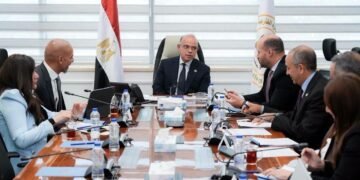 وزير الاستثمار والتجارة الخارجية يبحث مع قيادات أمازون مصر خطط التوسع والاستثمار وتعزيز تنافسية بيئة الأعمال
