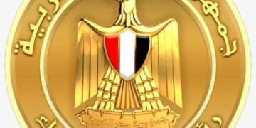 رئاسة الوزراء: حريق سفينتي دمياط سببه طائرة مسيرة ولم تعلن أي جهة مسؤوليتها