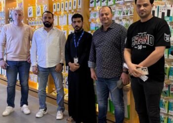 تك قايز تذكرنا أن التقنية بلا إنسان ناقصة