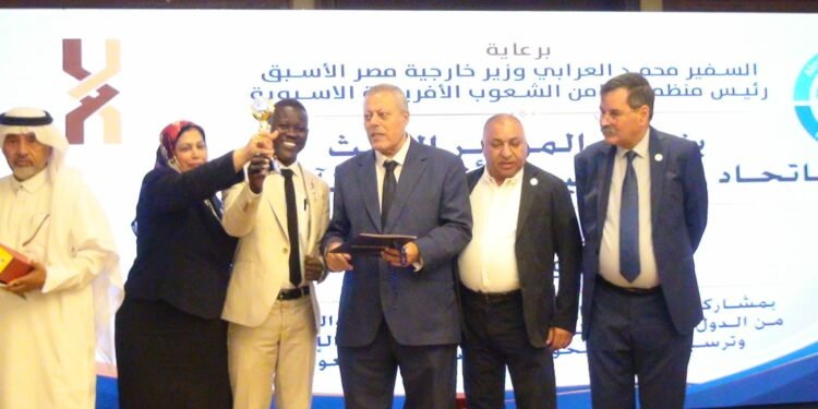 اتحاد الإعلاميين الأفريقي الآسيوي يكرّم الكاتبة الجنوب سودانية إستيلا قايتانو تقديراً لإسهاماتها الأدبية والإنسانية