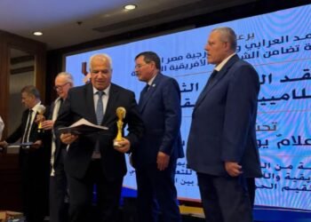 اتحاد الإعلاميين الأفريقي الآسيوي يكرّم الدكتور حسين الهنداوي تقديراً لمسيرته الدبلوماسية والإعلامية والفكرية
