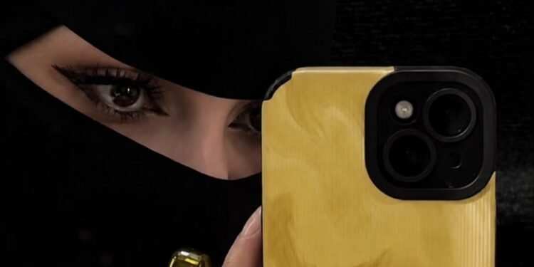 حصة صالح الحربي: عندما يصبح اللون جزءًا من الرسالة