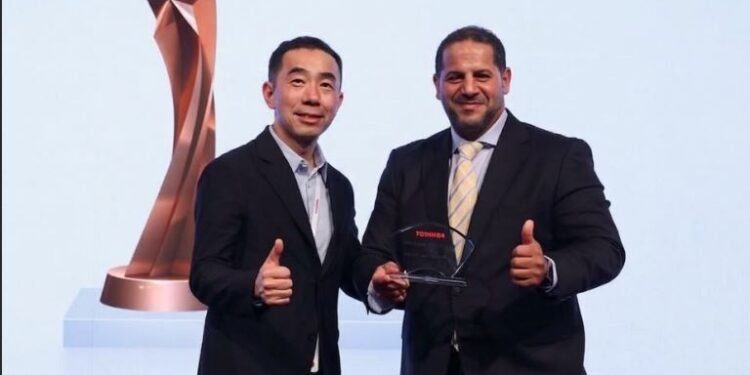 بى تك تحصد جائزة “أفضل شريك استراتيجي” من Toshiba خلال مؤتمرها الإقليمي