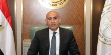 وزير التعليم يقرر فصل طلاب “بني سويف” عامًا دراسيًا كاملاً لإتلافهم الأثاث المدرسي وإلزام أولياء أمورهم بالتعويض