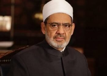 رئيس الوزراء يهنئ شيخ الأزهر بمناسبة ذكرى المولد النبوي الشريف