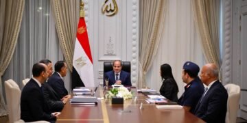 السيسي يوجه بتكوين مخزون استراتيجي من السلع الأساسية يكفي عاماً وتطوير منظومة الدعم
