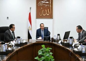 رئيس الوزراء يتابع مستجدات الموقف التنفيذي للمعهد القومي للأورام الجديد بالشيخ زايد “مستشفى 500500”