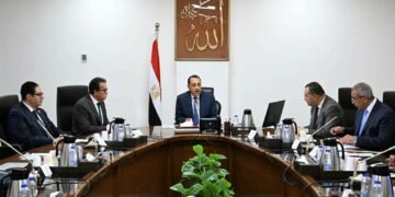 رئيس الوزراء يتابع مستجدات الموقف التنفيذي للمعهد القومي للأورام الجديد بالشيخ زايد “مستشفى 500500”