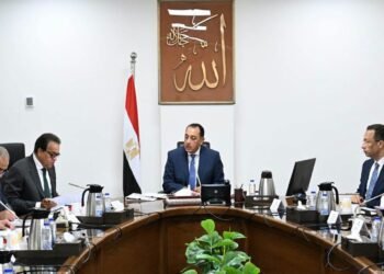 رئيس الوزراء يُتابع مستجدات الموقف التنفيذي لميكنة منظومة التأمين الصحي الشامل